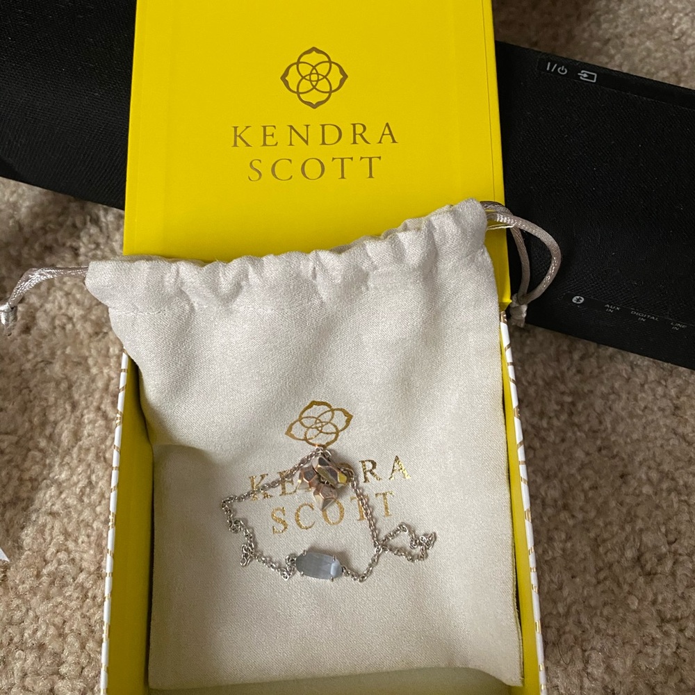 Kendra Scott bracelet